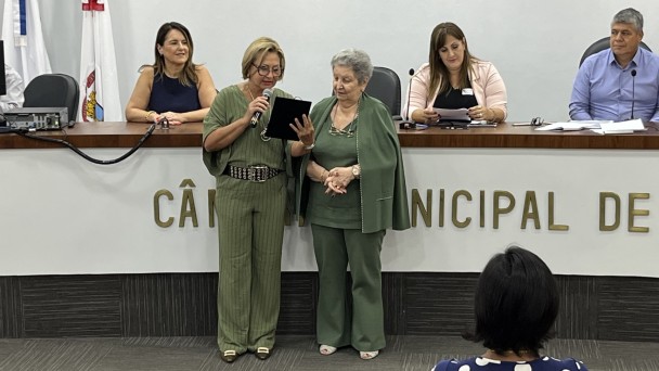 Ex Secretária Édima   homenagem