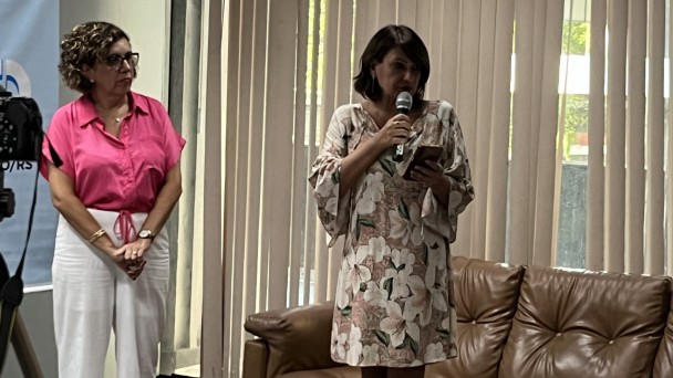 Poetisa Vanessa Cadó