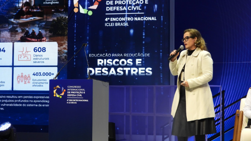 CEEd/RS NO CONGRESSO INTERNACIONAL DE PROTE&Ccedil;&Atilde;O E DEFESA CIVIL! 
EDUCA&Ccedil;&Atilde;O QUE ACOLHE, RECONSTR&Oacute;I E TRANSFORMA!